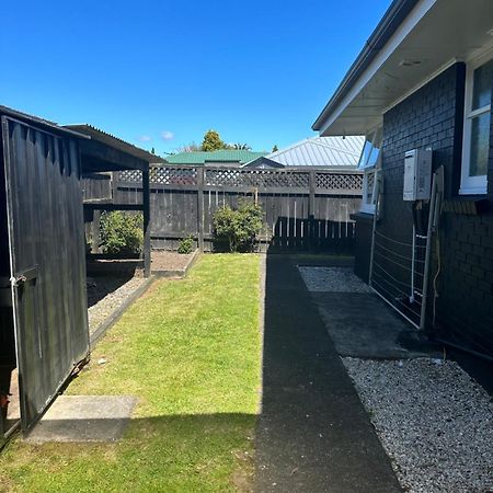 Hilltop Cottage Taupo Eksteriør billede